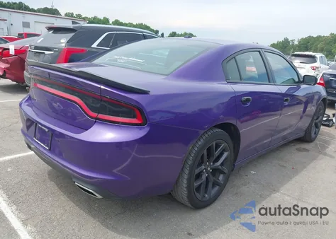 2019 Dodge Charger Sxt Rwd z USA, uszkodzony, nr VIN 2C3CDXBG8KH715437